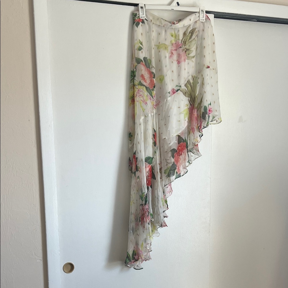 Rococo sand floral high low floral skirt